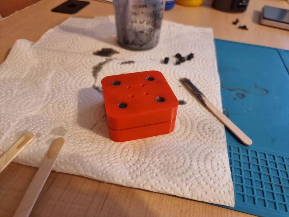 pouring in the second half of the polyeurethane